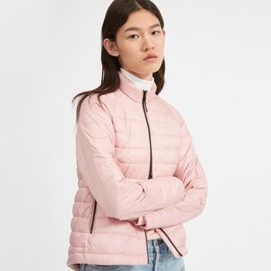 Everlane ReNew Lightweight Puffer in Pink